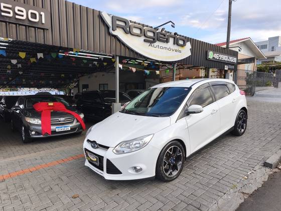 FORD FOCUS 2.0 TITANIUM 16V FLEX 4P POWERSHIFT